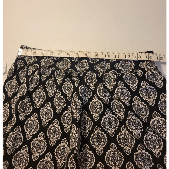 NWT Christopher & Banks Black Baroque Wide Leg Capri Pants Women's Size Large - Picture 5 of 11